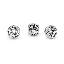 Load image into Gallery viewer, Pandora Vintage V, Clear CZ